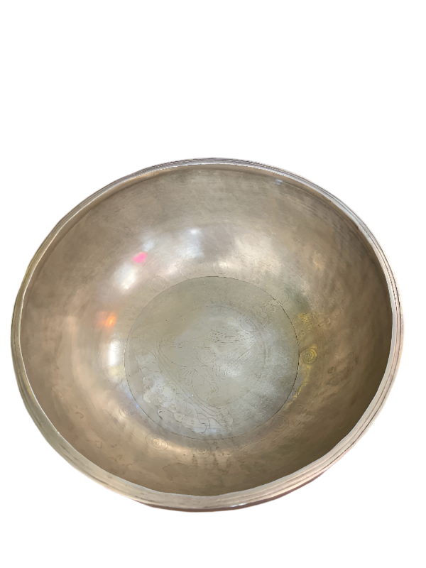 Vintage 8” Tibetan Brass Singing Bowl Set – Hand Engraved, Nepal Meditation
