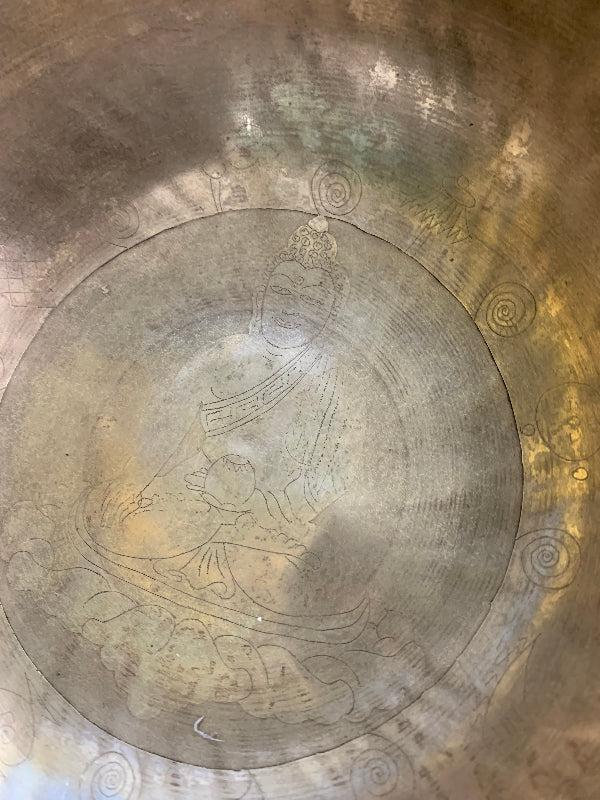 Vintage 8” Tibetan Brass Singing Bowl Set – Hand Engraved, Nepal Meditation