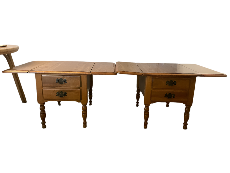 Pair of ETHAN ALLEN Heirloom Nutmeg Maple Drop-Leaf End Tables – Early American Colonial