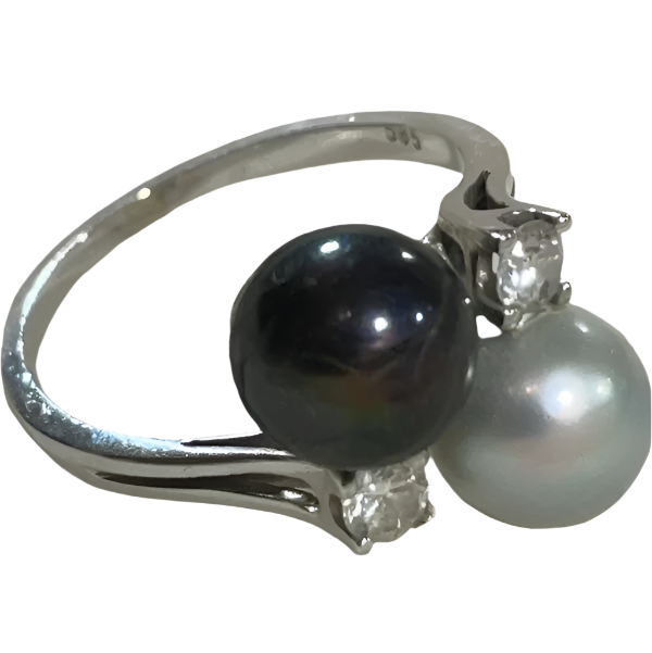 Antique 14k White Gold Ring with Freshwater Pearls and Diamond Accents