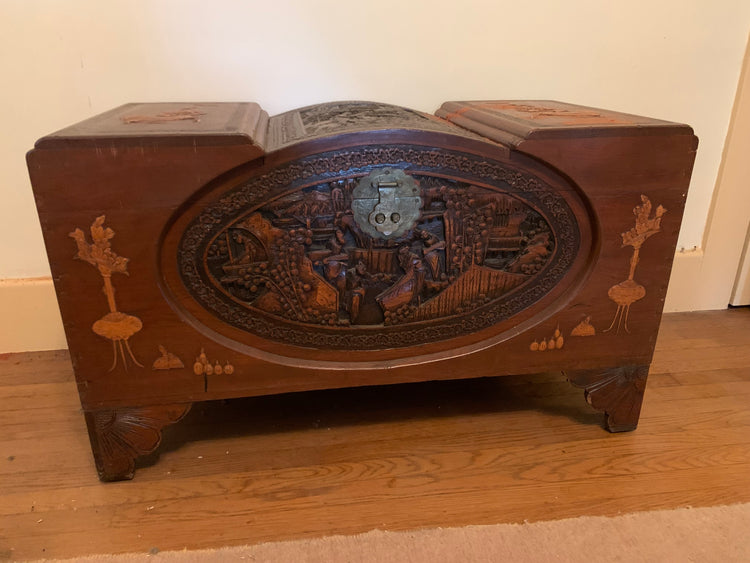 1900s Antique Chinese Campherwood Blanket Chest