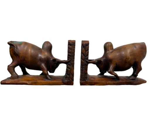 Vintage Hand-Carved Wooden Bull Bookends – Rustic Folk Art Pair