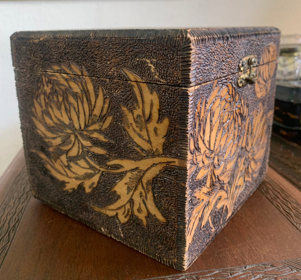 Antique Flemish Art Co. Pyrography Wooden Box