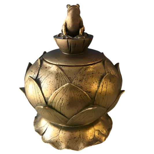 Vintage Painted Gold Leaf Lotus Flower Frog Cache Pot