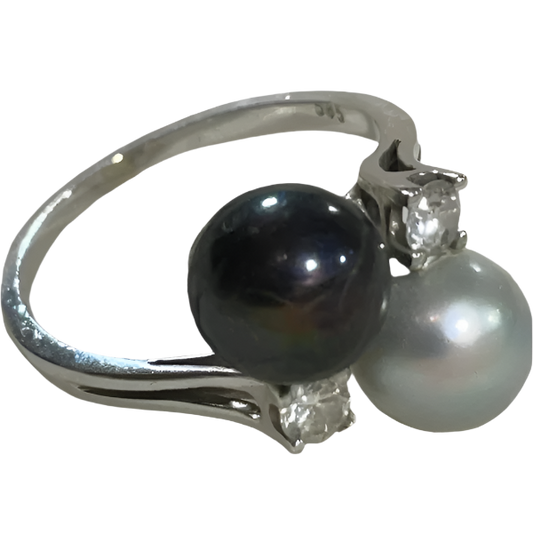 Antique 14k White Gold Ring with Freshwater Pearls and Diamond Accents