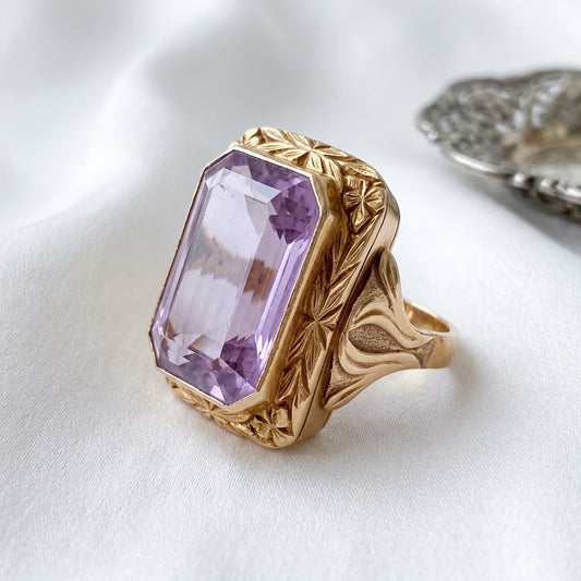 Antique 14K Gold and Amethyst Ring – Size 6